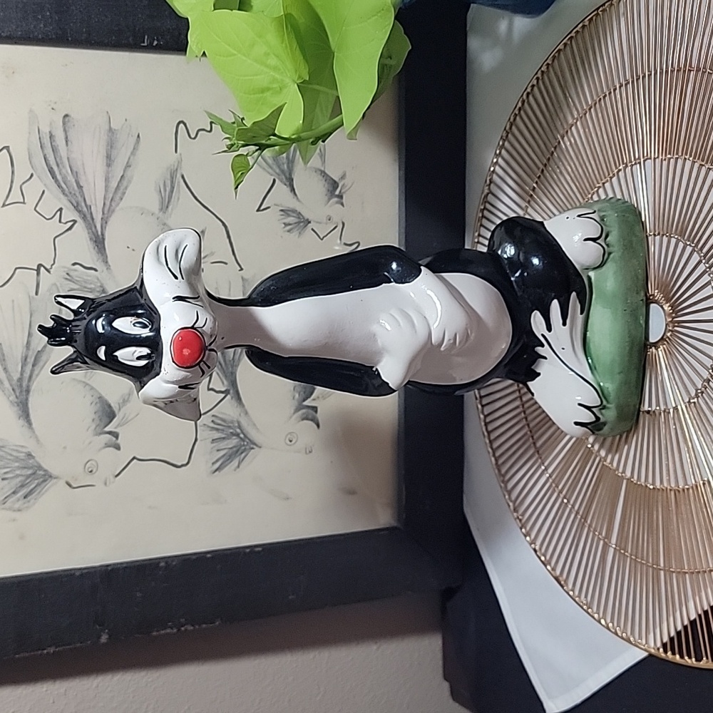 Vintage Sylvester The Cat Large Italian Amaretto Bottle